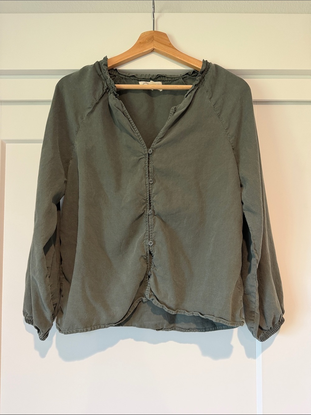 cloth & stone Olive Green Button-Front Tencel Lightweight Blouse